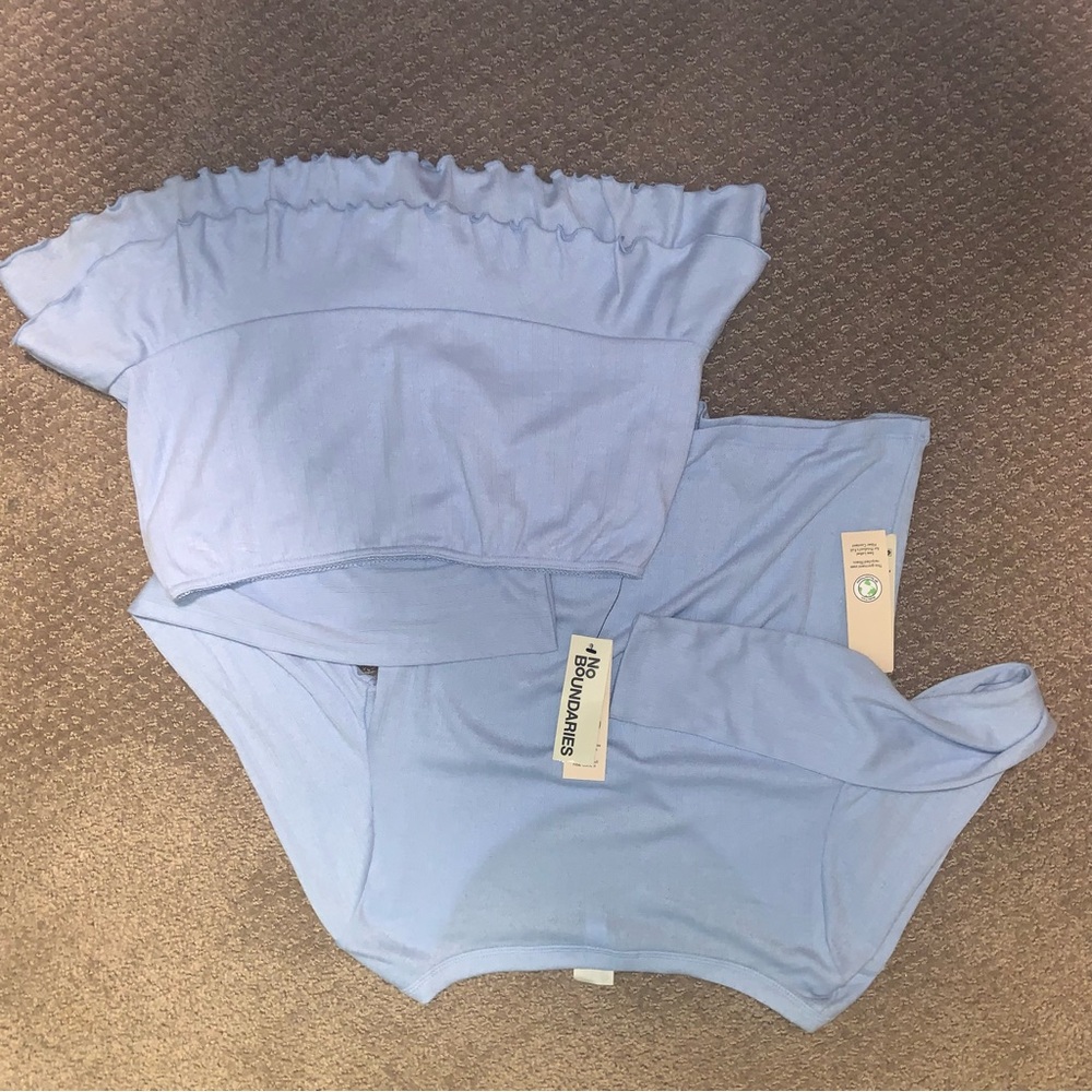 NWT NO BOUNDARIES TOP AND SKORT SET WOMEN SMALL - Picture 5 of 8